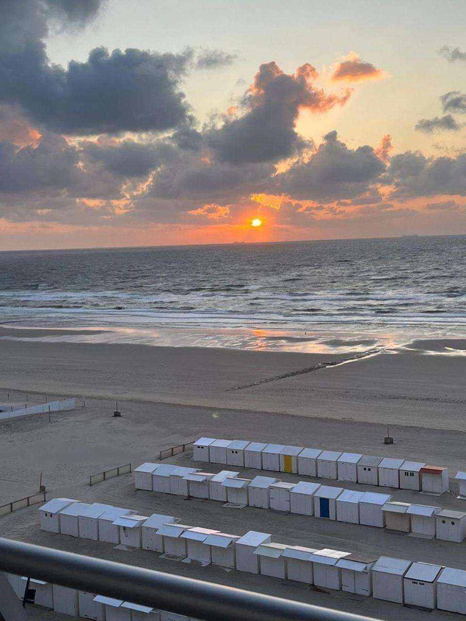 3Br Zeedijk Apartment Ocean View Blankenberge Bagian luar foto
